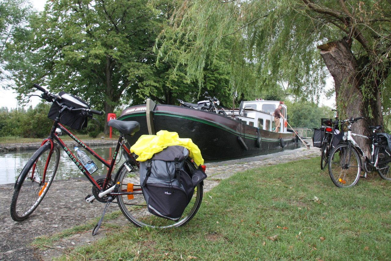 Le long du canal